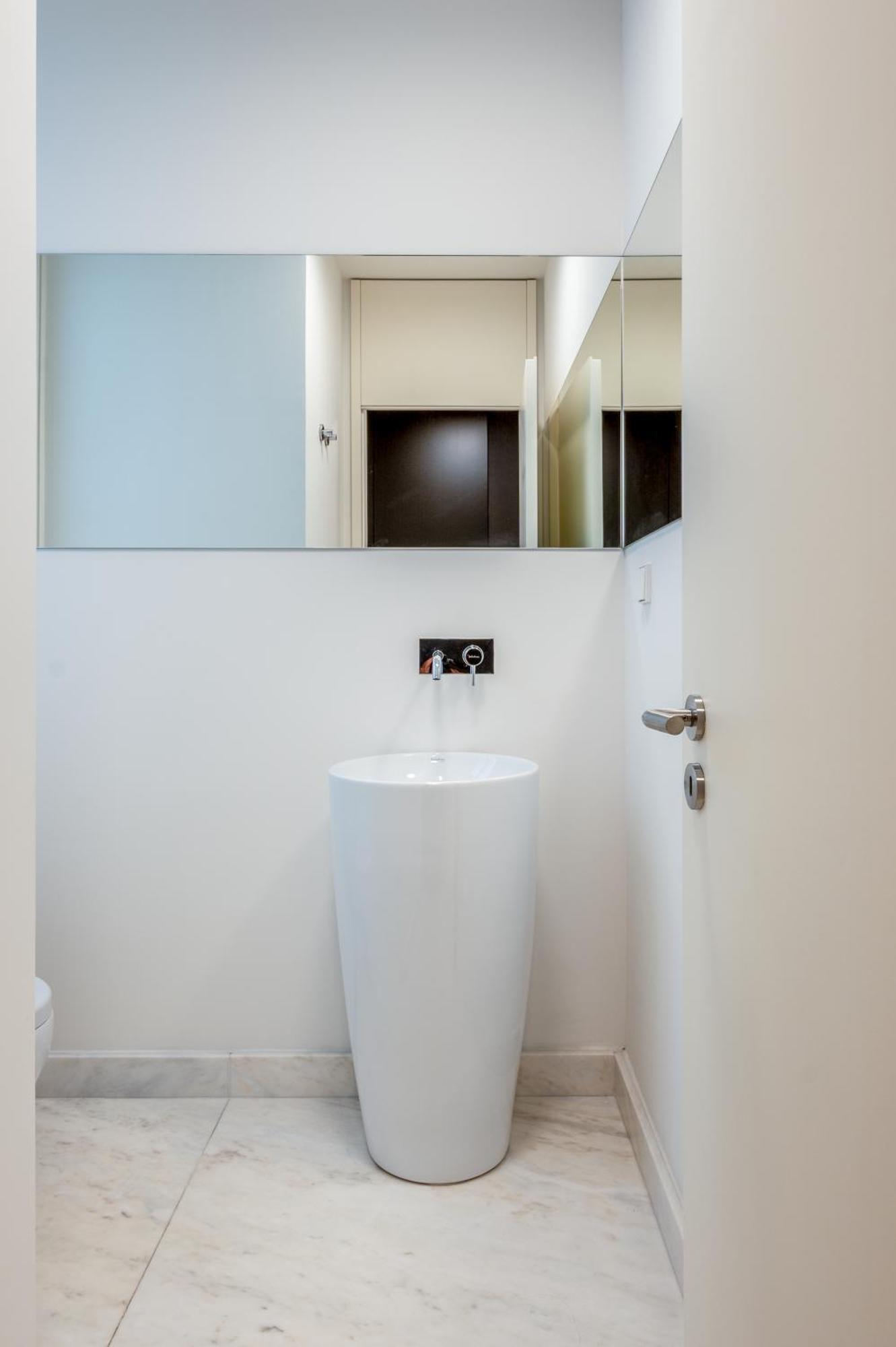 Arco Augusta By The Good Neighbour In Lejlighed