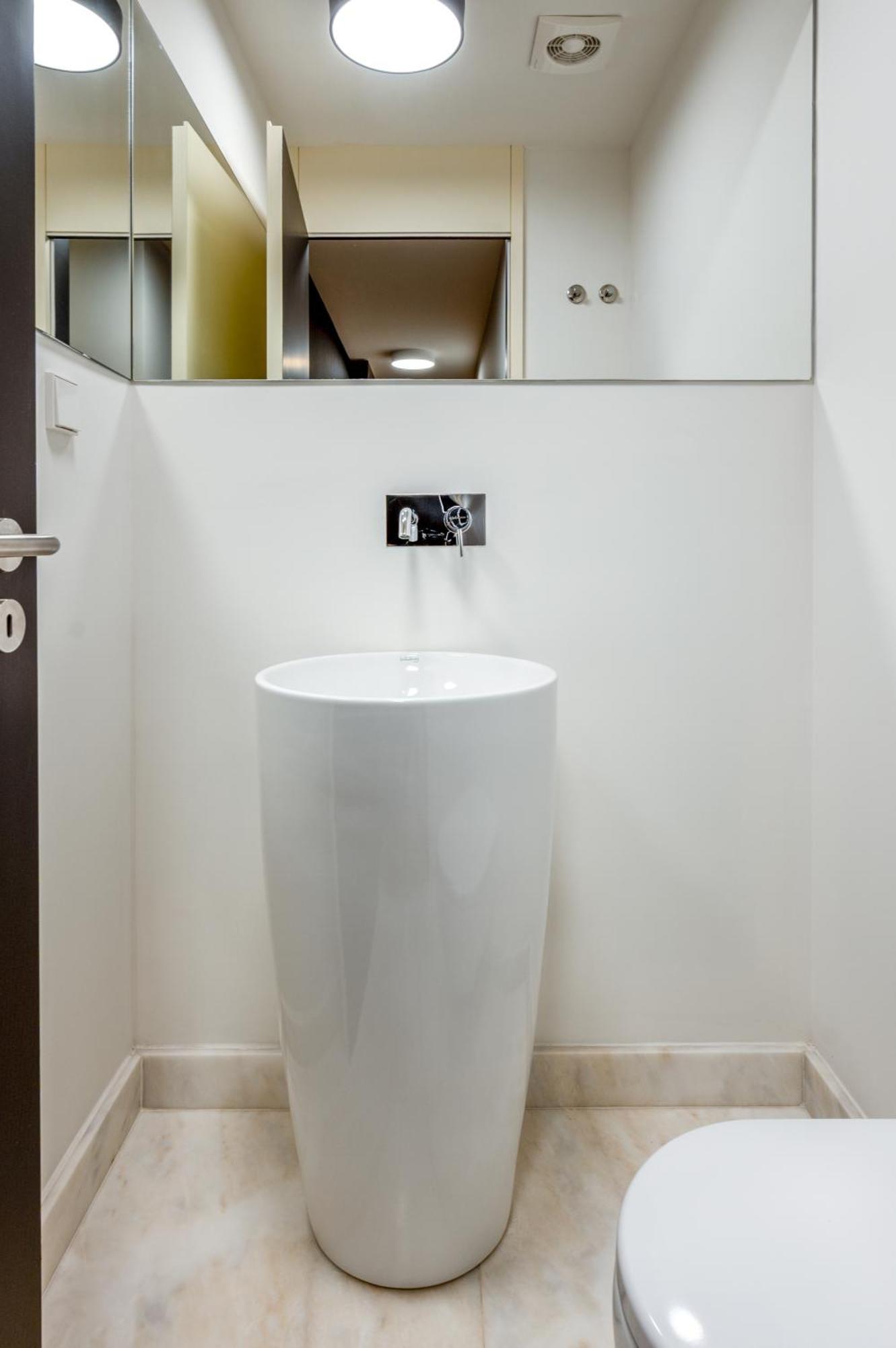 Apartment Arco Augusta By The Good Neighbour In